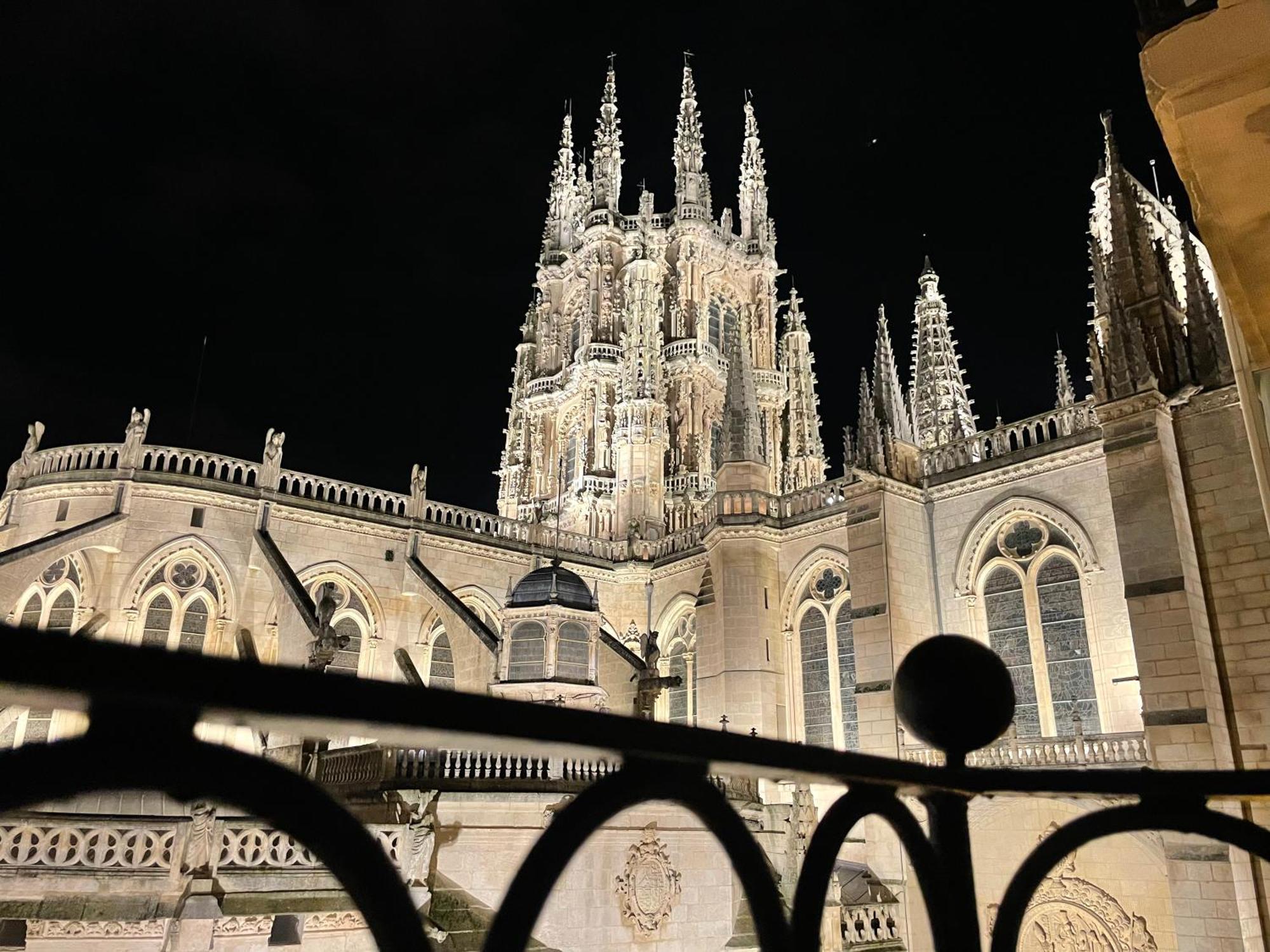 Tocando La Catedral By Exclusive Burgos Apartments Экстерьер фото
